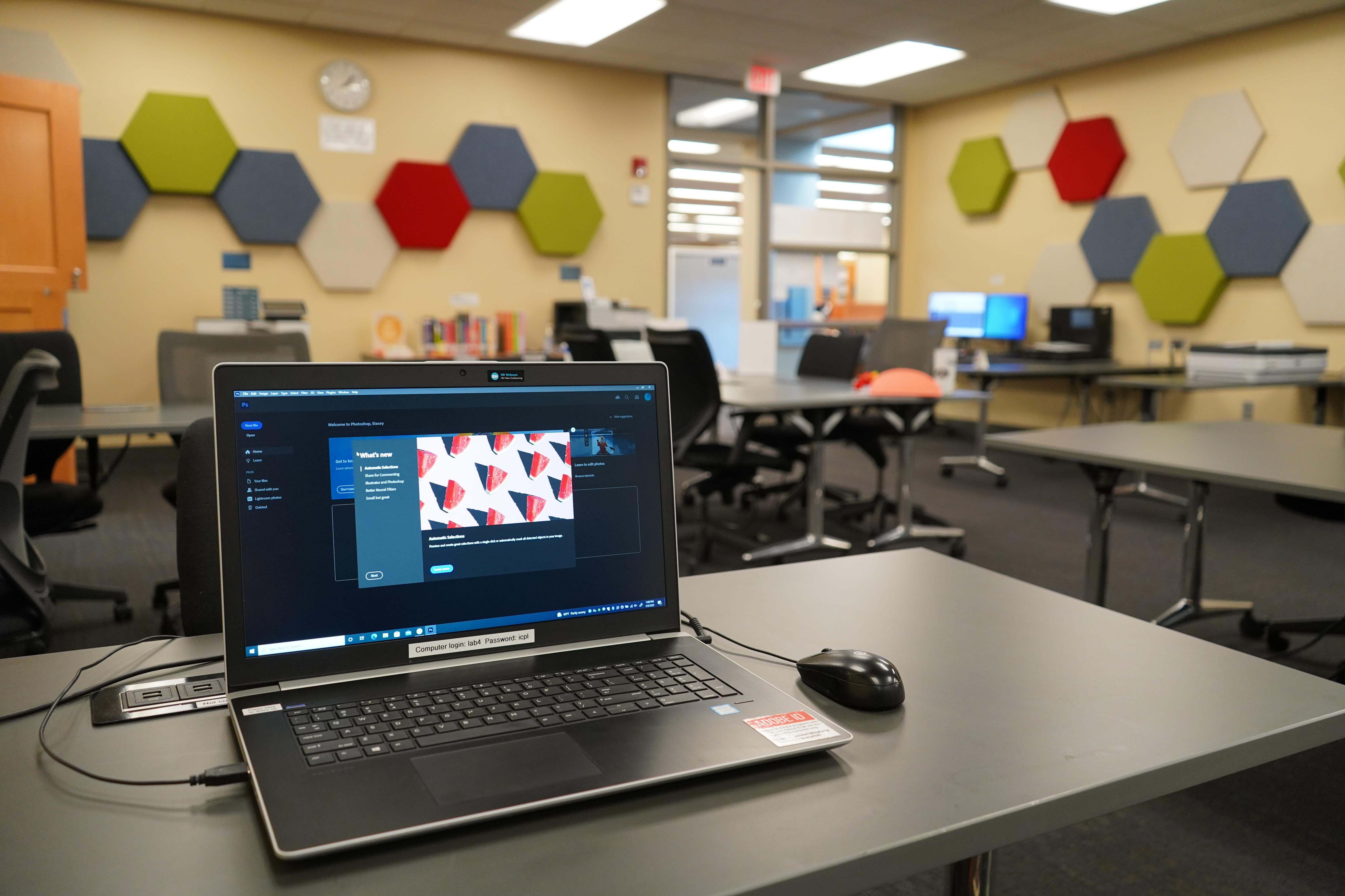 Image of a laptop on a table